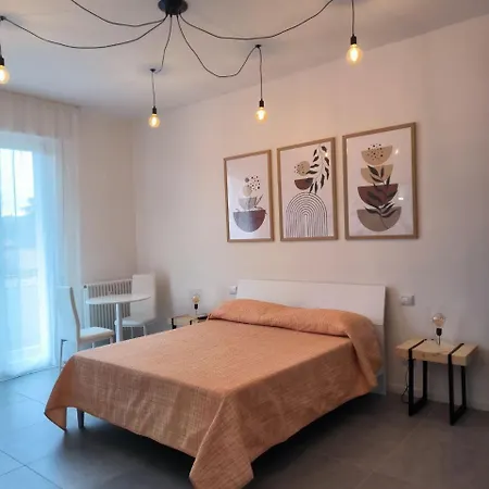 Bed & Breakfast 48 3*